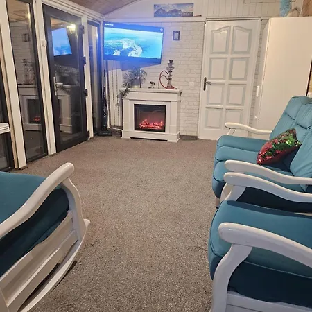 Holiday home Casuta Din Poveste Gold Craiova