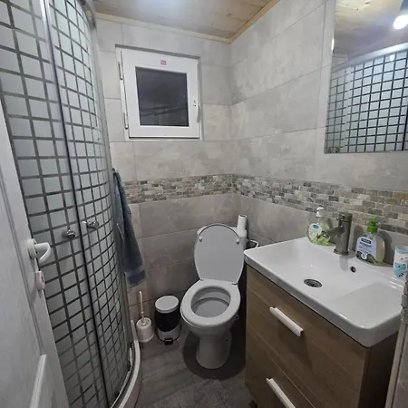 Casuta Din Poveste Gold Holiday home Craiova